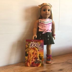 (Holding)American girl kira girl of the year 2021